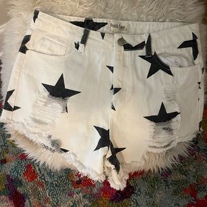 Super cute Peach Love (Boutique) Star shorts!! Worn once! Size small!
